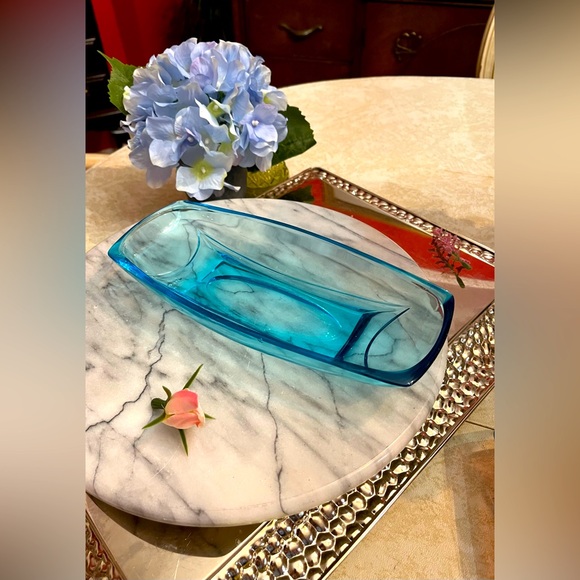 Vintage Blue Glass Hazel Atlas Colony Capri Blue Dish For Celery, Candy, Nuts - Picture 1 of 11